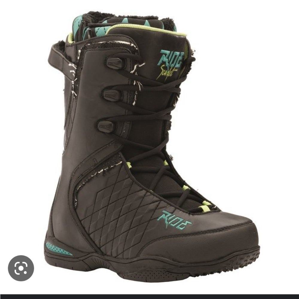 Ride Women’s Snowboarding Boot